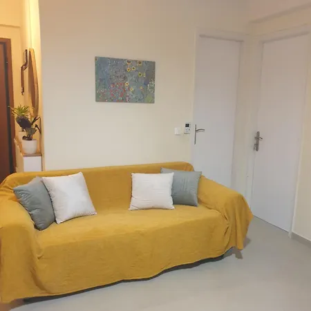 Nana House Corfu (city)